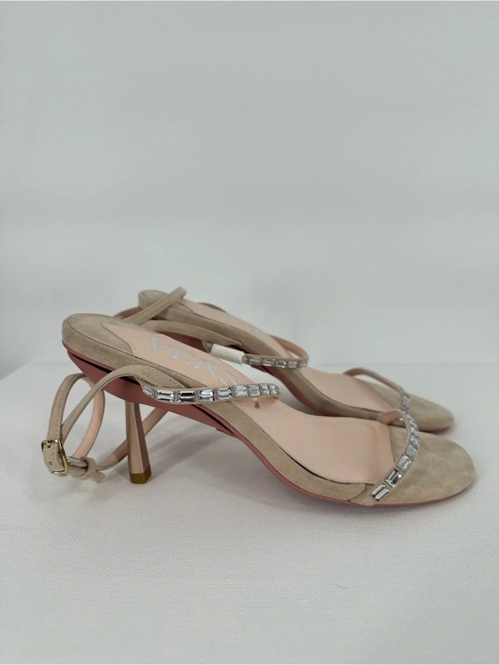 VICE VERSA Marina Beige Crystal Strap Convertible Sandel Heels to Flats Size 7 - Picture 3 of 16